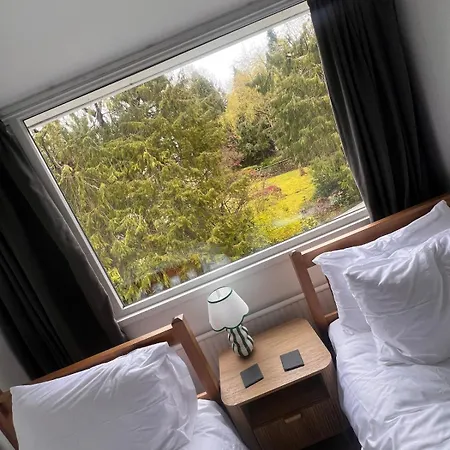 House Sleeps 8 With Sauna, Ev, Parking 아파트 보우네스온윈더미어