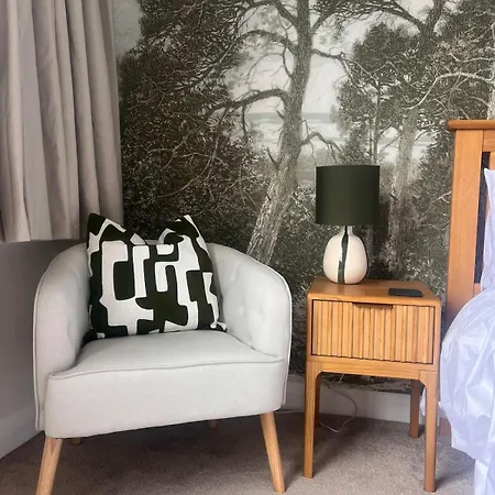 House Sleeps 8 With Sauna, Ev, Parking * باونيس أون وينديرمير